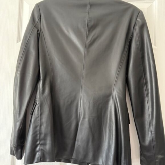 NWT Zara Faux Leather Double Breasted Blazer Black Size M - Picture 4 of 5
